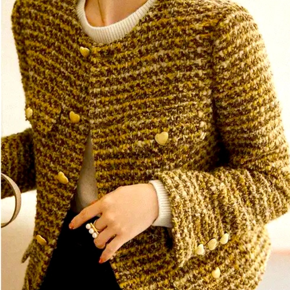 Mustard tweed o-neck jacket with cute heart buttons and pockets, rayon lined.